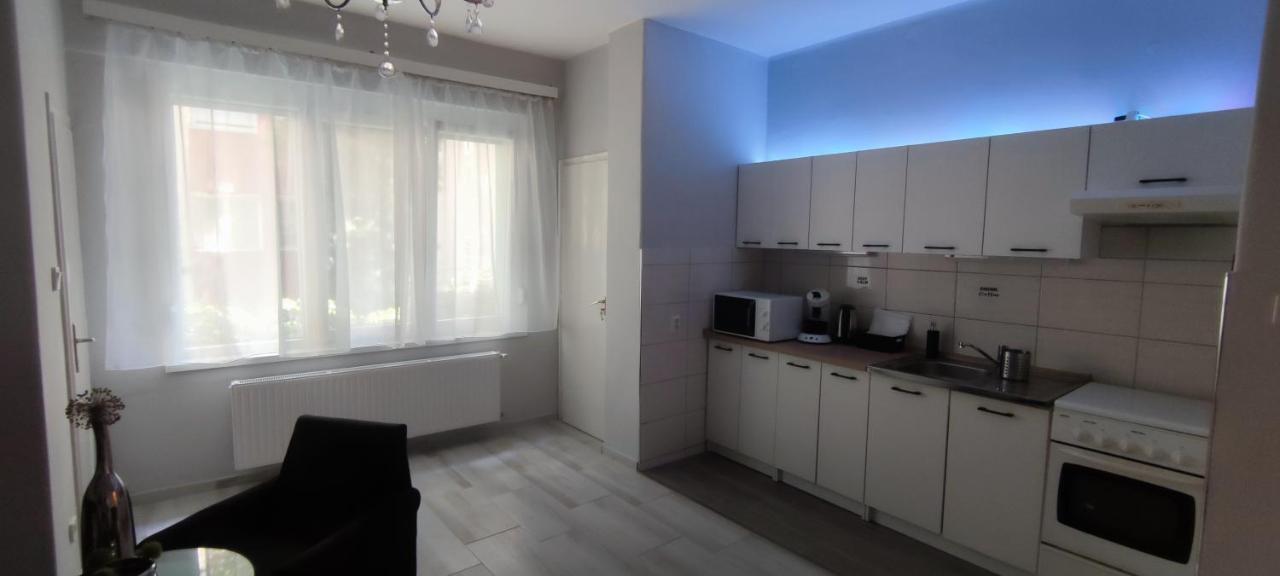 Pecs Park Appartement Buitenkant foto